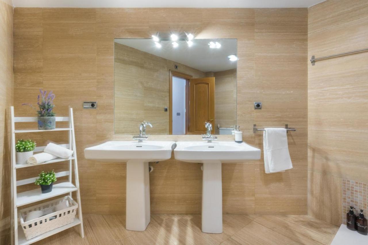 Apartamento Moderno Calle Larios Malaga Ngoại thất bức ảnh